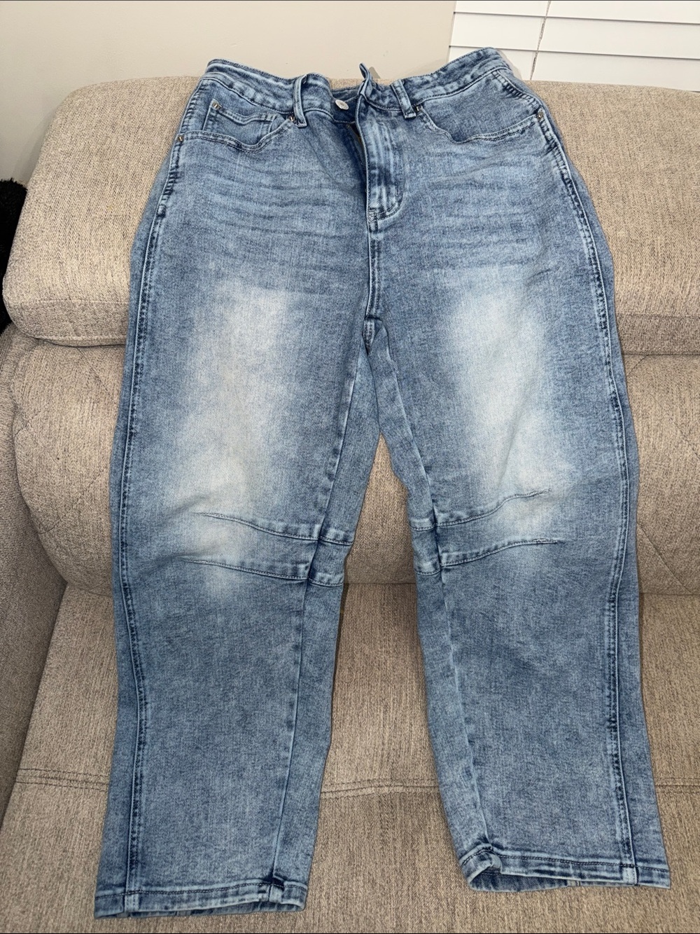 Women’s  Light Blue Barrel Jeans -